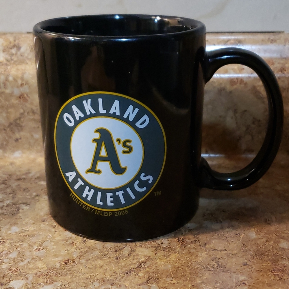 A's Oakland Athletics black cup